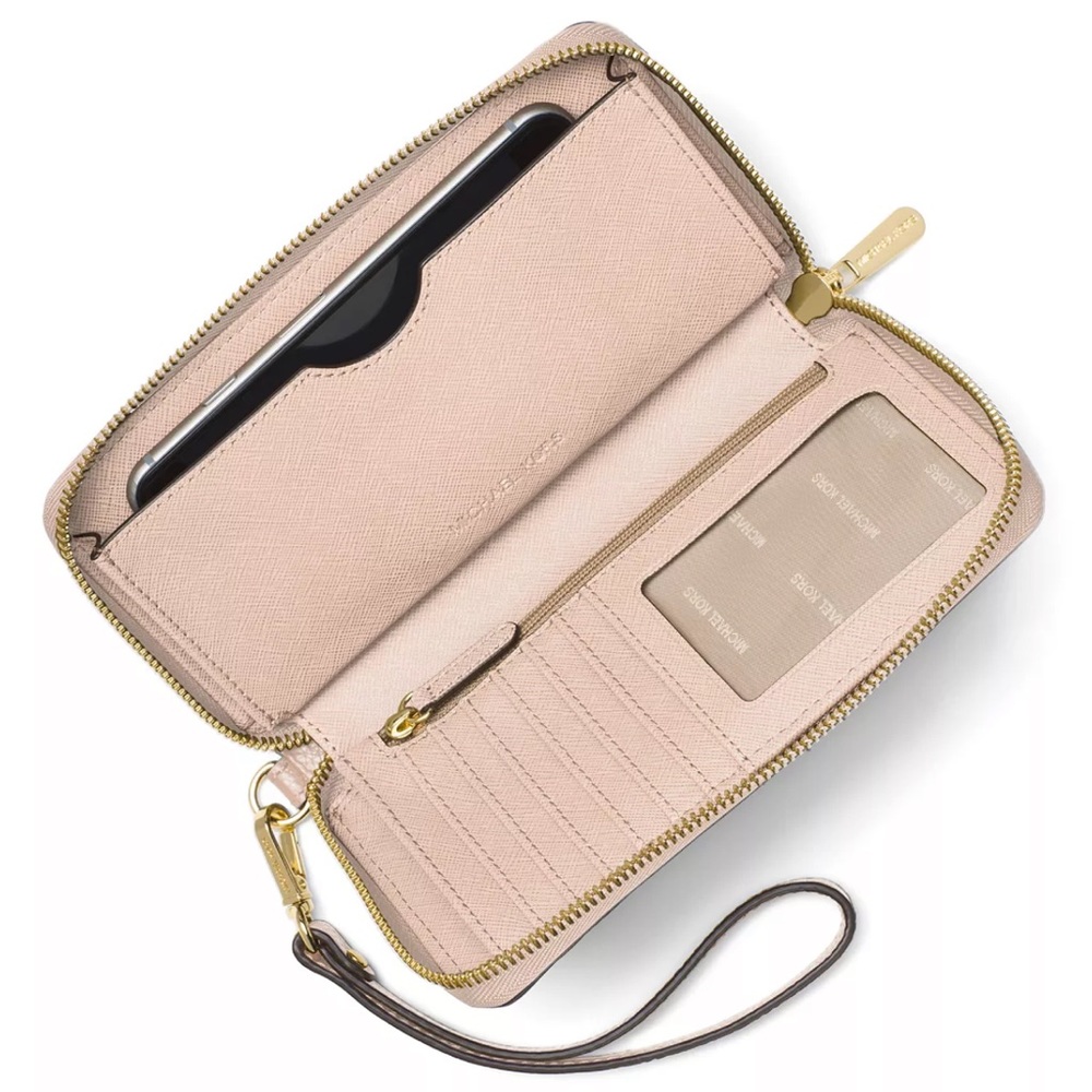 Michael Kors Jet Set Travel Large Flat Multifunction Phone Case Wristlet 
NWT - Picture 7 of 16